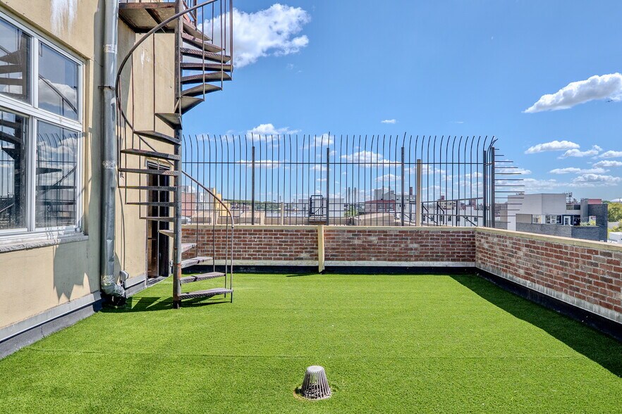 More Photos Of 231 Norman Ave, Brooklyn Apartments For Sale