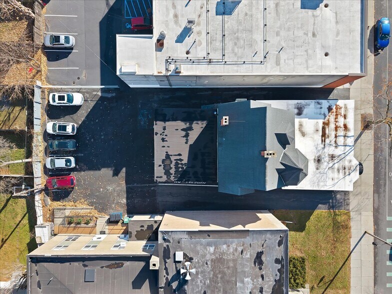 More Photos Of 891 Madison Ave, Albany Funeral Home For Sale