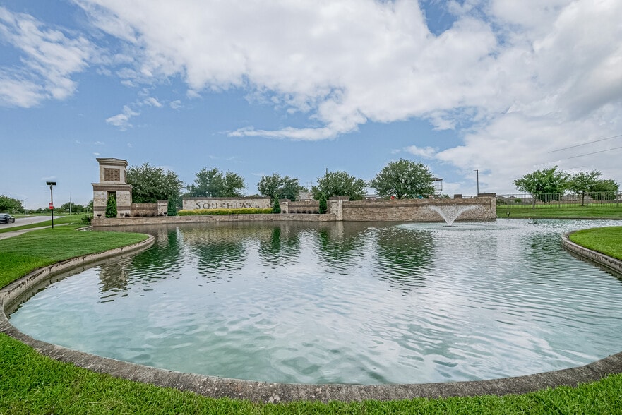 More Photos Of 11422 Southwest Fwy, Houston Storefront For Sale