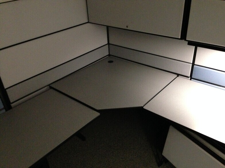 More Photos Of 10 E Veterans Memorial Hwy, Kasson Showroom For Lease