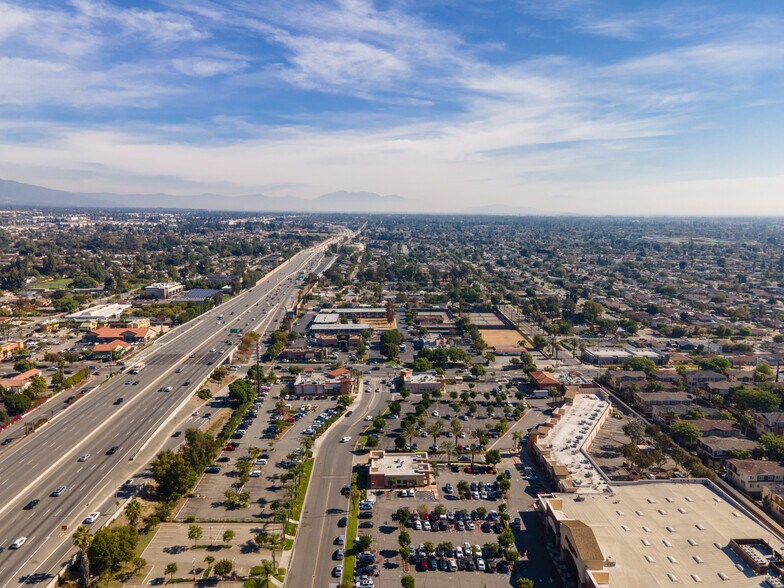 More Photos Of 840 S Indian Hill Blvd, Claremont Hotel For Sale