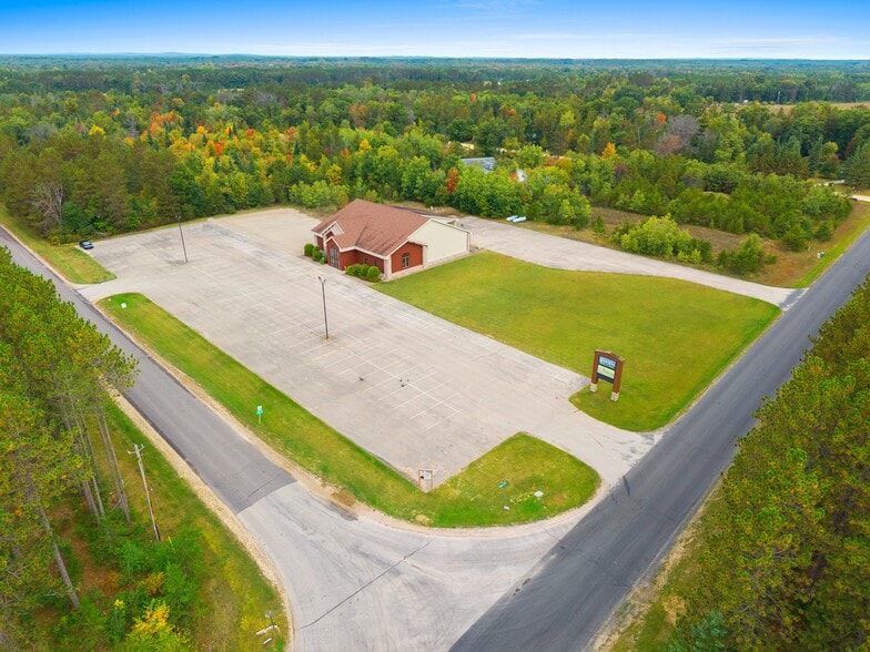 More Photos Of W10508 Kottke Rd, Crivitz Restaurant For Sale