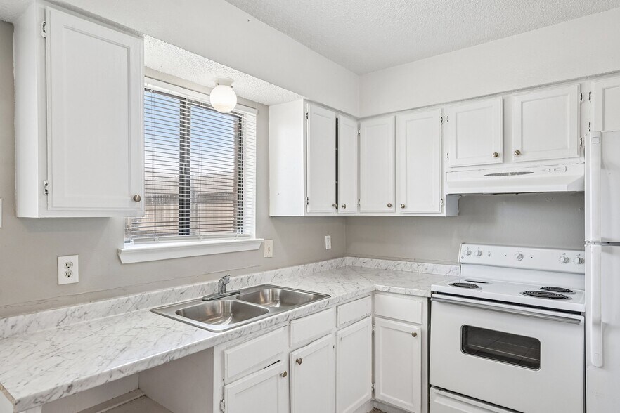 More Photos Of , Garland Multifamily For Sale