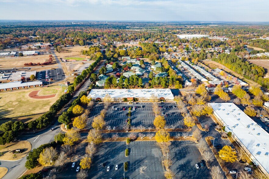 More Photos Of 2031 S Centennial Ave, Aiken Office For Lease