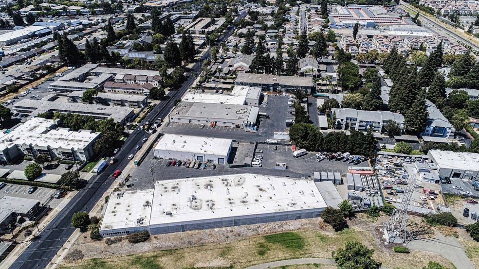 More Photos Of 25354-25370 Cypress Ave, Hayward Manufacturing For Lease