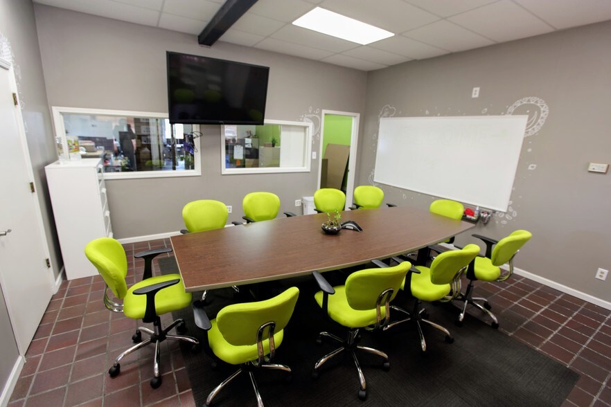 More Photos Of 2205 Haskell Ave, Lawrence Warehouse For Sale