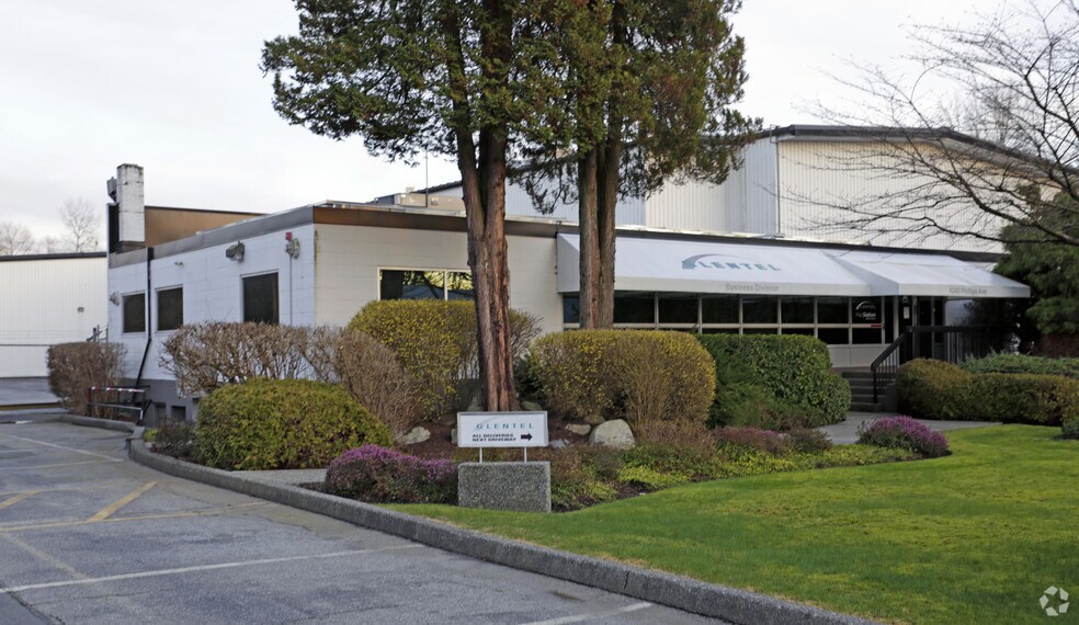 More Photos Of 4242 Phillips Ave, Burnaby Light Distribution For Lease