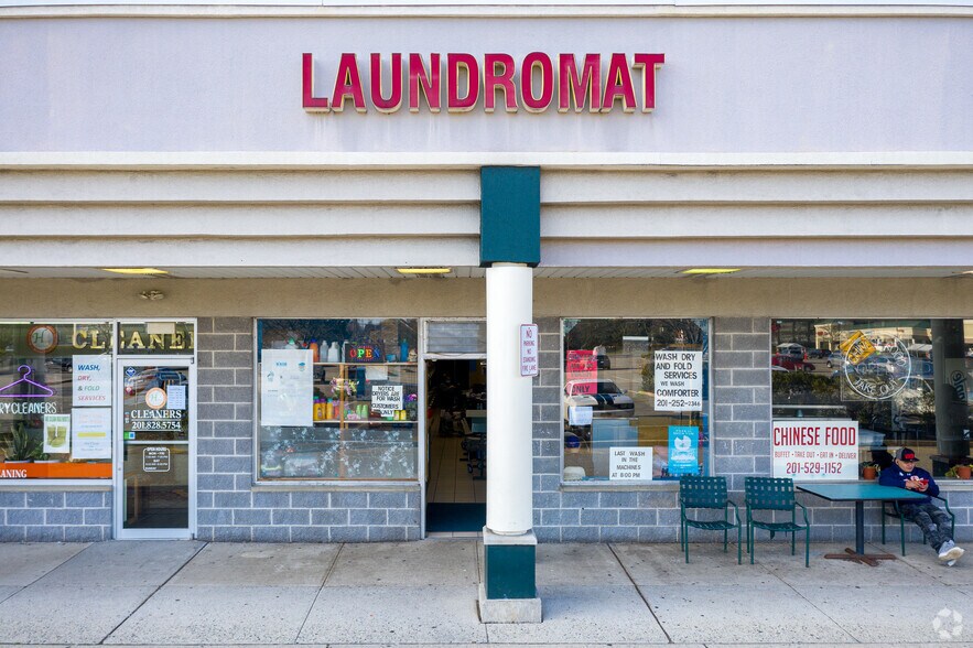 More Photos Of 115-117 Franklin Tpke, Mahwah Unknown For Lease