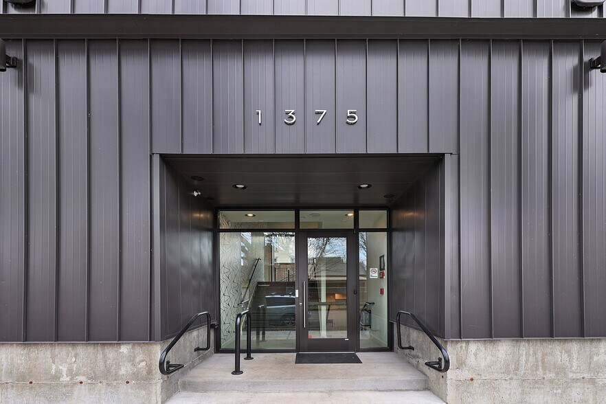 More Photos Of 1375 N Wygant ST, Portland Apartments For Sale