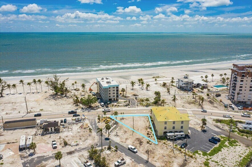 More Photos Of 2915 Estero Blvd, Fort Myers Beach Land For Sale