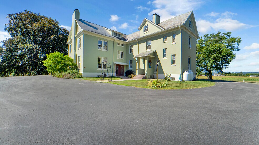 More Photos Of 563 Yale Farm Rd, Romulus Hospitality For Sale