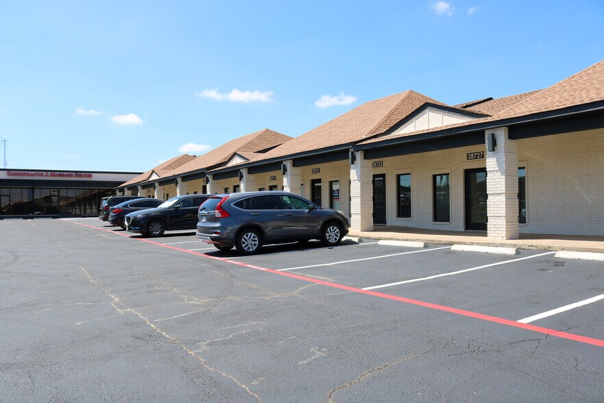 More Photos Of 28709-28765 IH-10 Fwy, Boerne Unknown For Lease