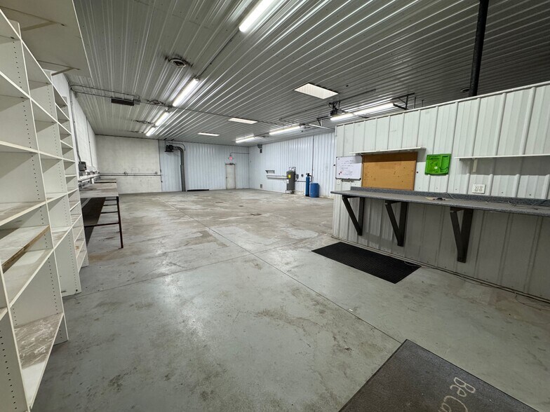 More Photos Of 125 Division St, Waite Park Auto Dealership For Sale