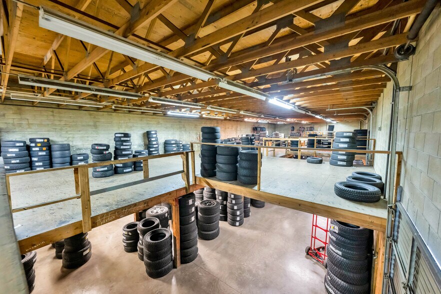 More Photos Of 20010 Industrial Av, Langley Warehouse For Sale