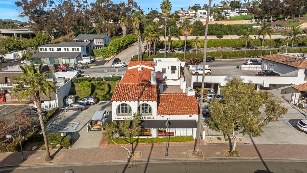 More Photos Of 415 N El Camino Real, San Clemente Office For Sale
