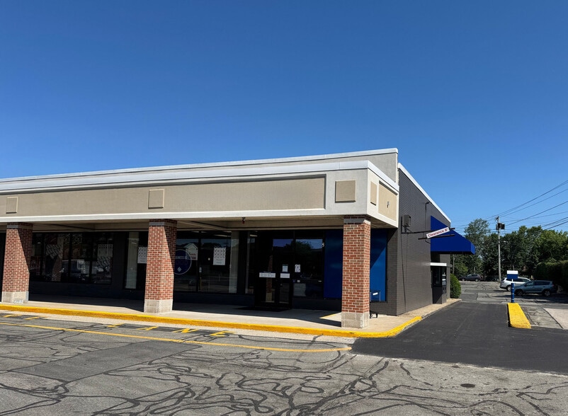 More Photos Of 19-143 Memorial Pky, Randolph Unknown For Lease