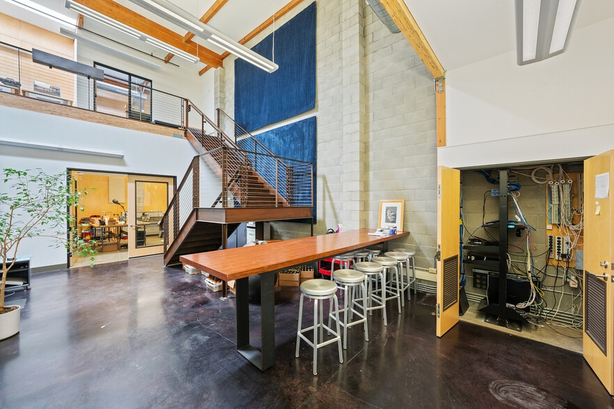 More Photos Of 42 Dore St, San Francisco Office For Sale