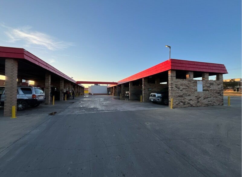 More Photos Of 2004 W Buckingham Rd, Garland Carwash For Sale