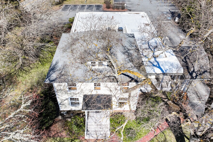 More Photos Of 204 Main St, Orleans Medical For Sale