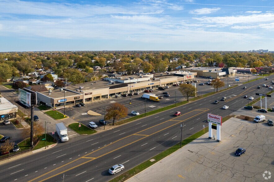 More Photos Of 8101-8159 S Cicero Ave, Chicago Unknown For Lease