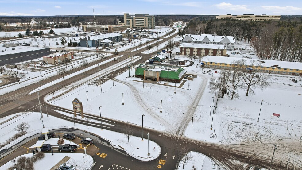 More Photos Of 143 Division St, Stevens Point Restaurant For Sale