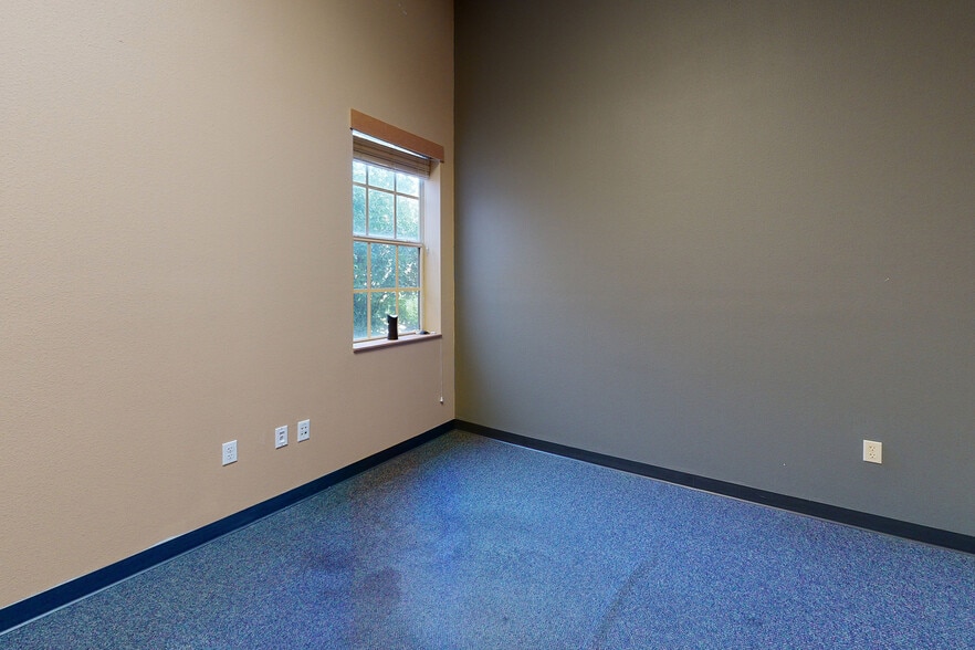 More Photos Of 6790 New Tampa Hwy, Lakeland Unknown For Lease