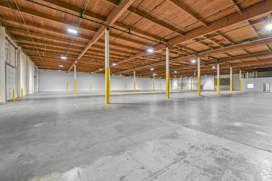 More Photos Of 7817 S 210th St, Kent Unknown For Lease