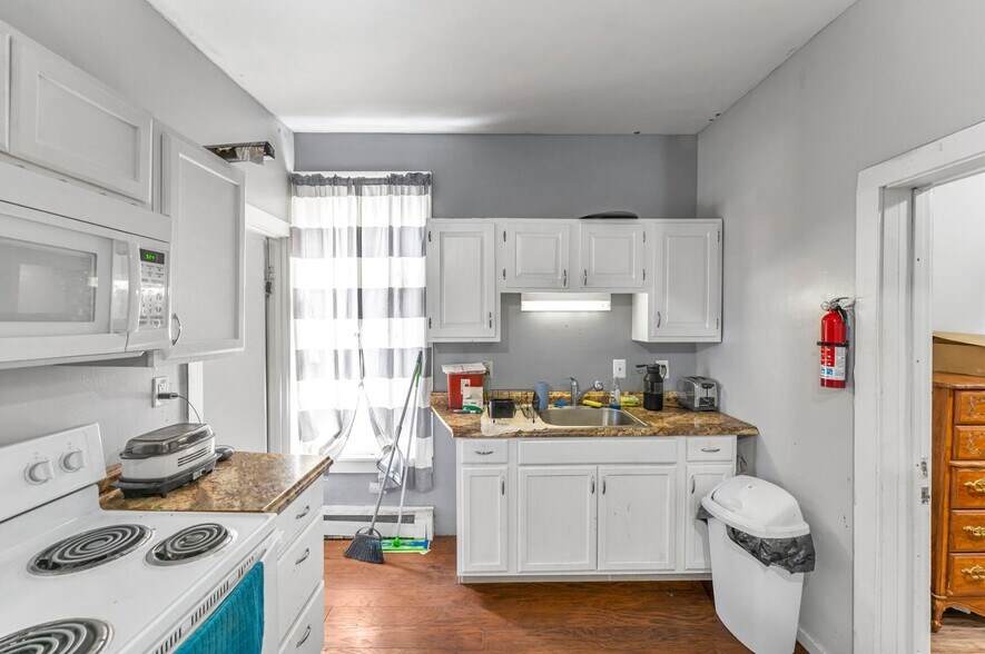 More Photos Of 91 Main St, Oneonta Apartments For Sale