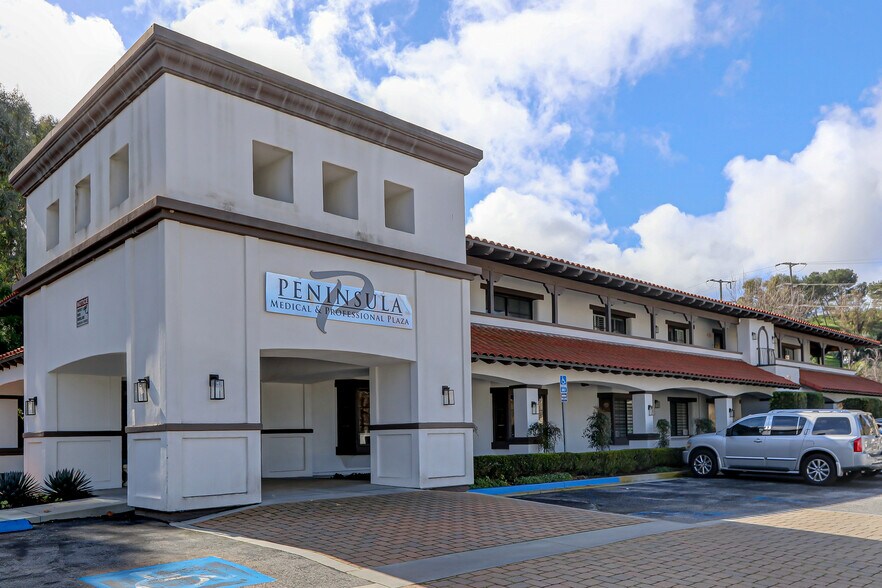 More Photos Of 25550 Hawthorne Blvd, Torrance Medical For Sale
