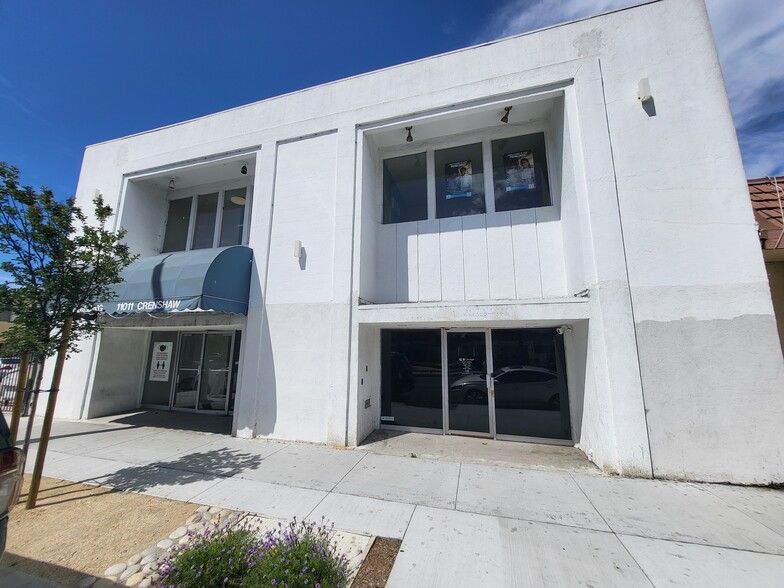 Primary Photo Of 11011 Crenshaw Blvd, Inglewood Office For Lease