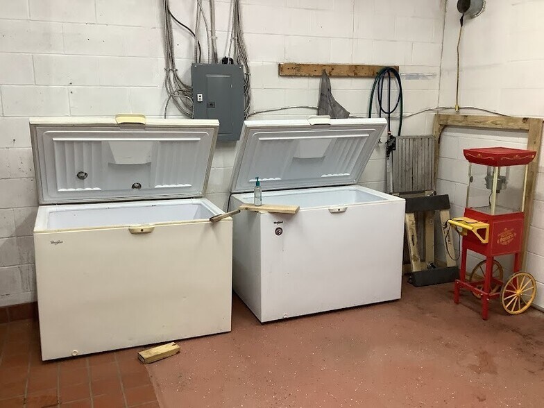 More Photos Of 1693 East Ave, Barker Restaurant For Sale