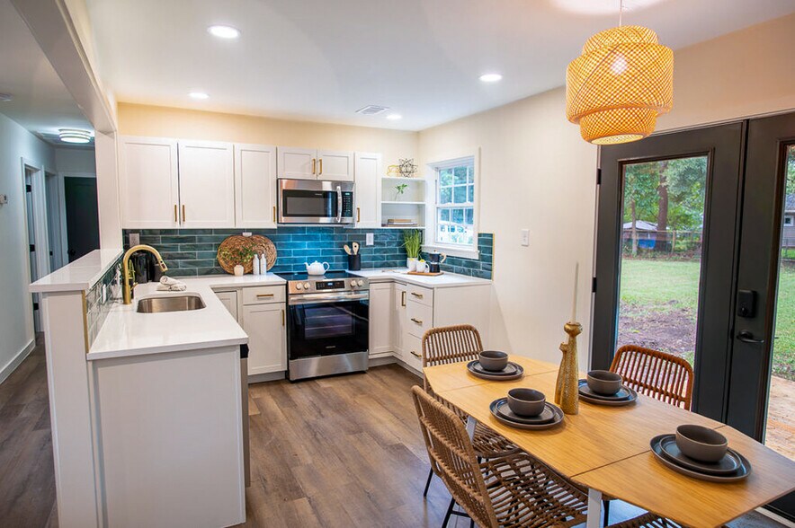 More Photos Of 1733 Main Rd, Johns Island Office For Sale