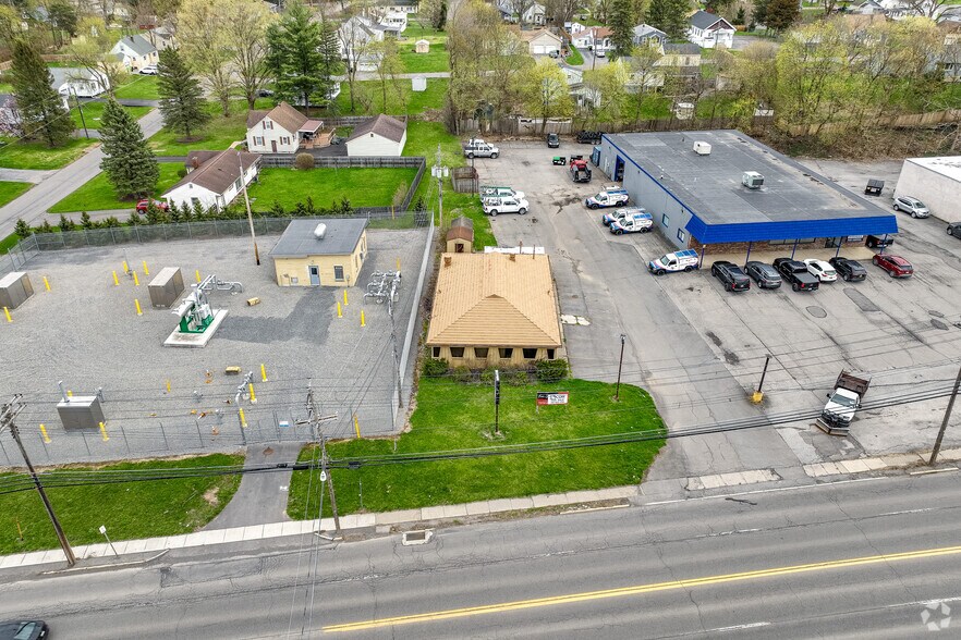 More Photos Of 6313 S Salina St, Nedrow Fast Food For Sale