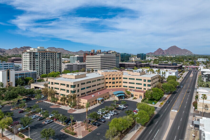 More Photos Of 2222 E Highland Ave, Phoenix Medical For Lease