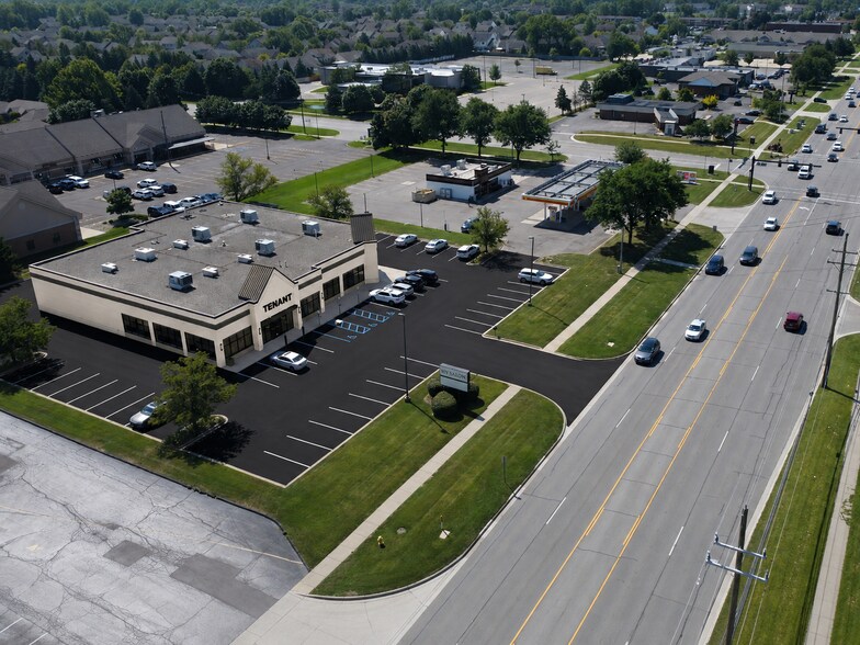 More Photos Of 41140-41150 Garfield Rd, Clinton Township Freestanding For Lease