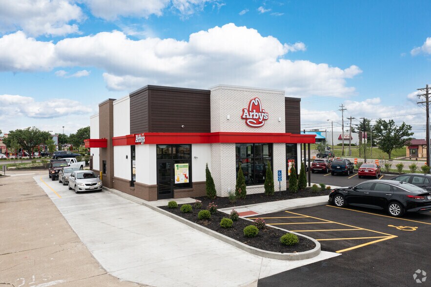 More Photos Of 11470 Princeton Pike, Springdale Fast Food For Sale