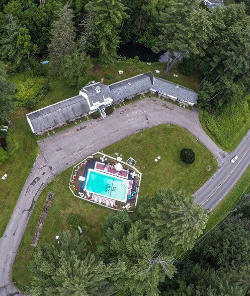 More Photos Of 910 Cold Spring Rd, Williamstown Hotel For Sale