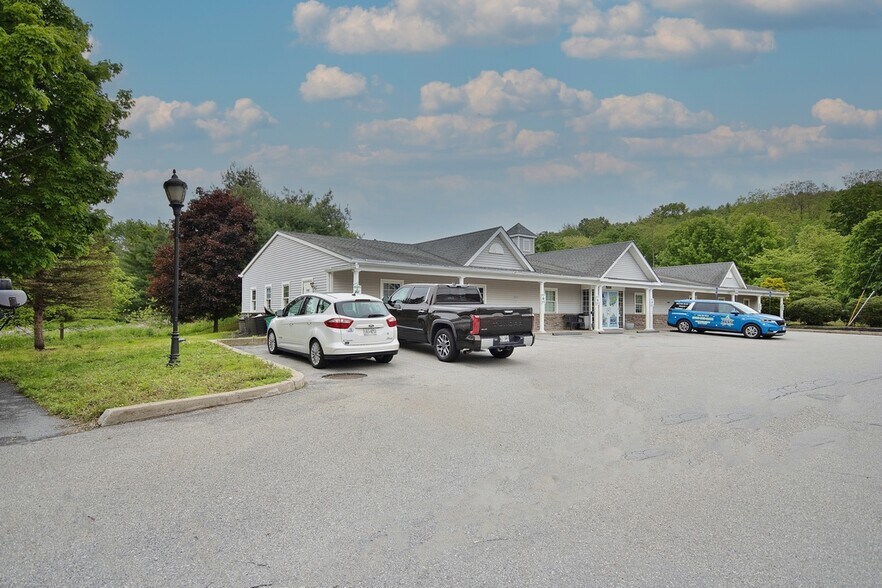 Primary Photo Of 1559 Route 82, Hopewell Junction Medical For Lease