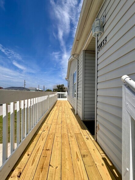 More Photos Of 6501 Boatyard Dr, Hudson Specialty For Sale