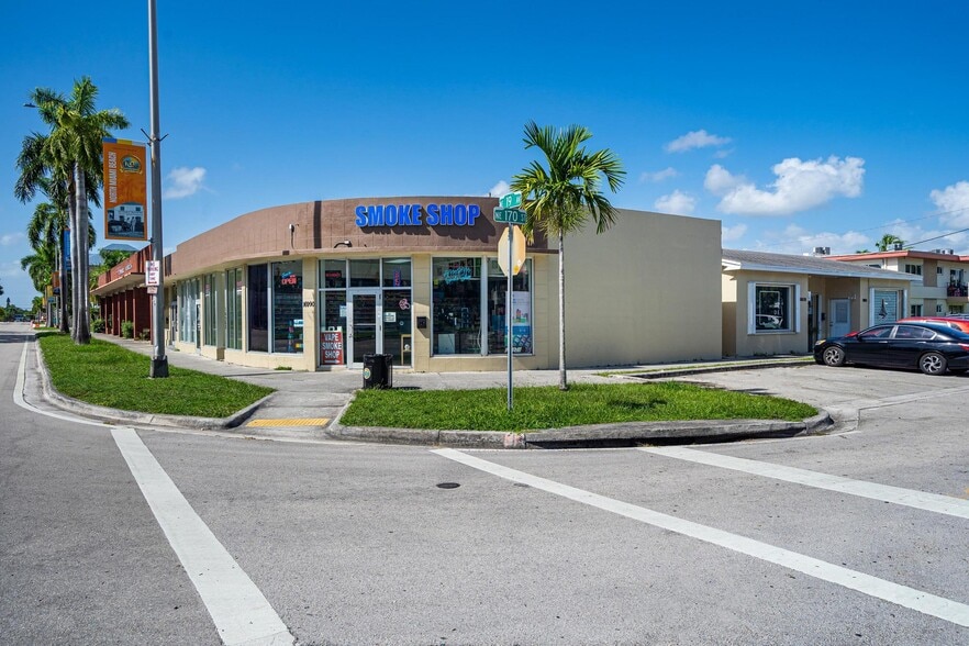 More Photos Of 16978-16990 NE 19th Ave, North Miami Beach Storefront Retail Office For Lease