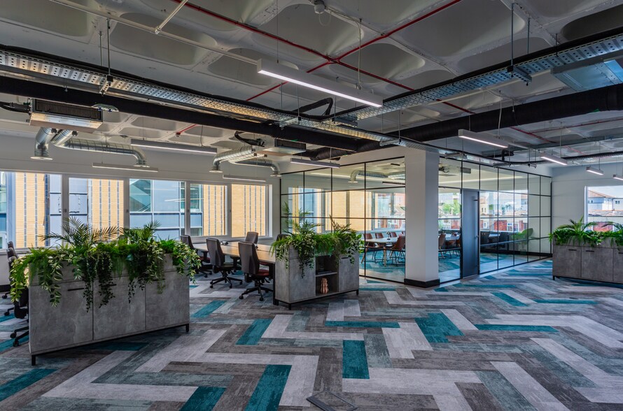 More Photos Of Bridge Ave, Maidenhead Coworking Space