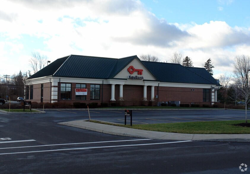 More Photos Of 340 Towne Dr, Fayetteville Unknown For Lease