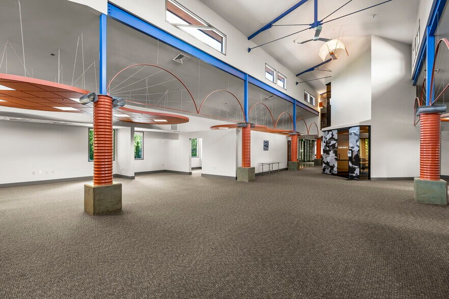 More Photos Of 6160 Plumas St, Reno Office For Sale