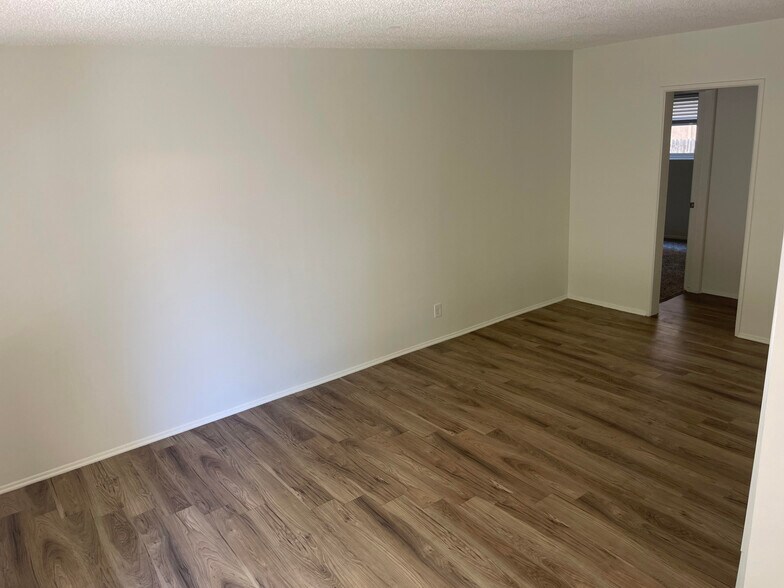 More Photos Of 3117 E 6th St, Long Beach Apartments For Sale