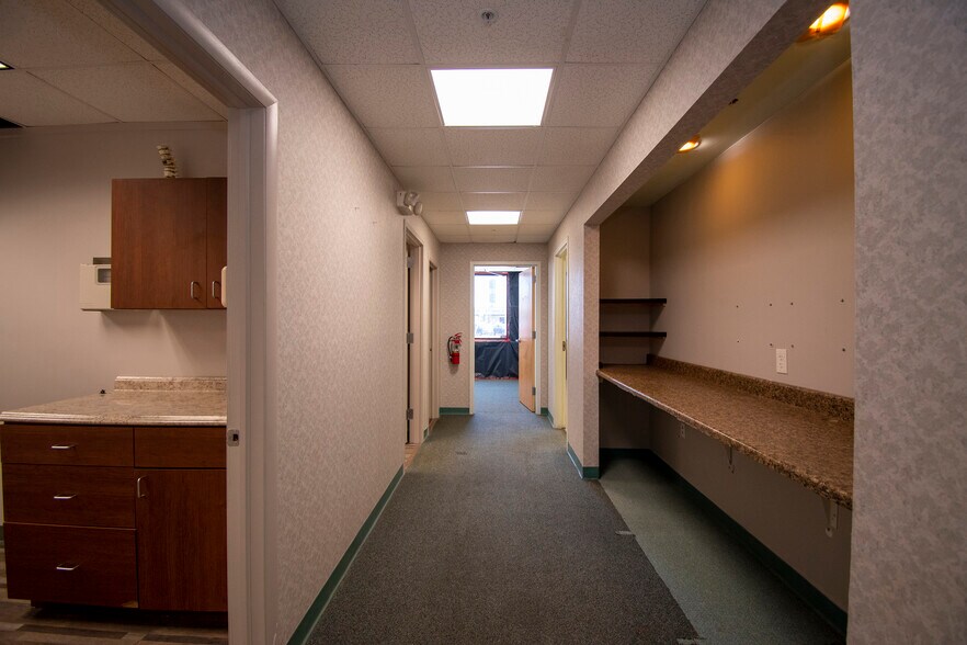 More Photos Of 2525 Harbor Blvd, Port Charlotte Medical For Sale