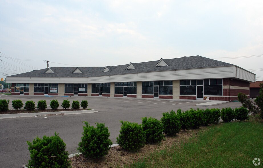 Primary Photo Of 44844-44900 Utica Rd, Utica Storefront Retail Office For Lease