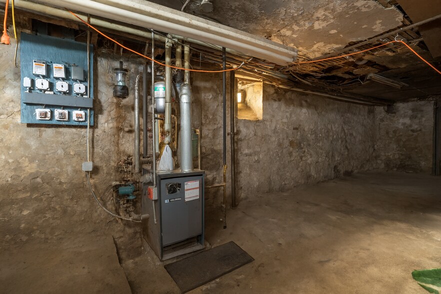 More Photos Of 350 E 193rd St, Bronx Apartments For Sale