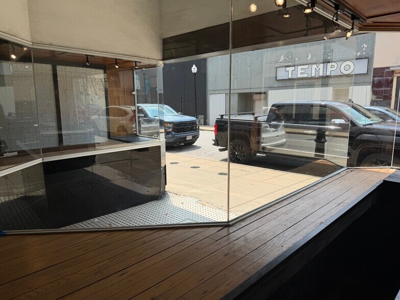 More Photos Of 212-214 Campbell Ave, Springfield Storefront Retail Office For Lease