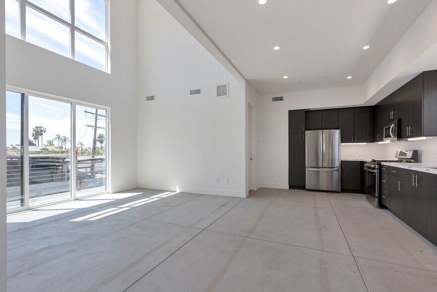 More Photos Of 4726 Utah St, San Diego Apartments For Sale