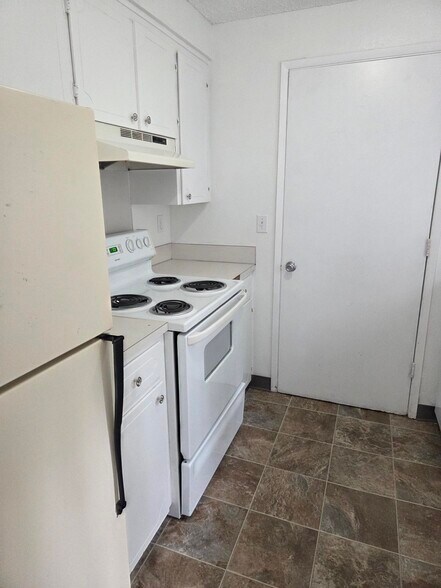 More Photos Of 211 SE Uglow St, Dallas Apartments For Sale